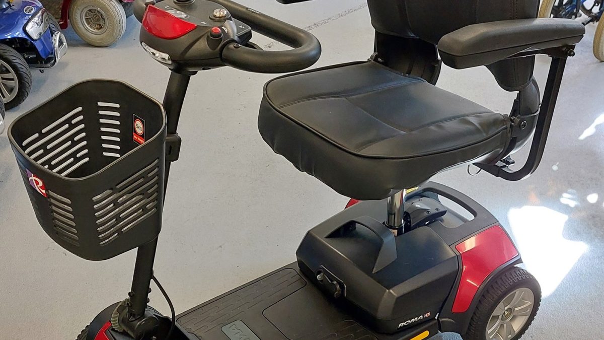 Neath Port Talbot Shopmobility = Mobility Scooter